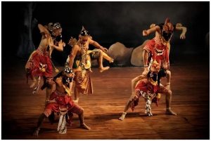 Ketonggeng: Seni Pertunjukan Rakyat Indonesia yang Menghibur